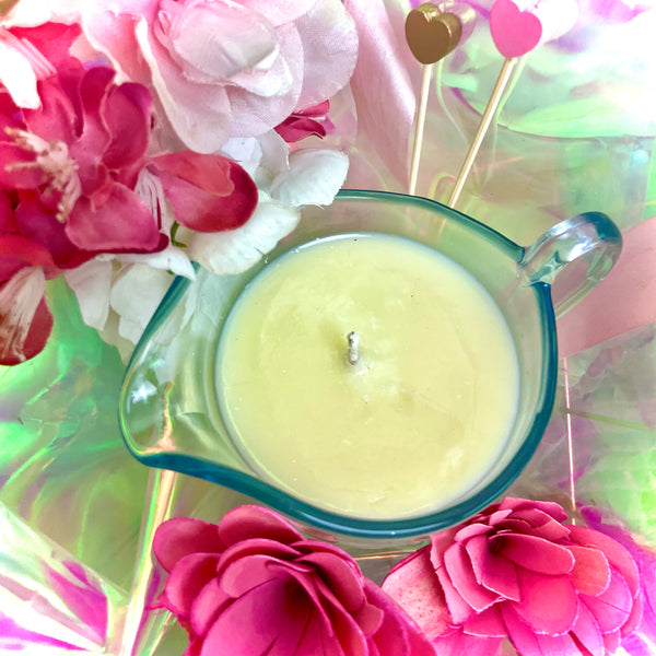 Pour Love Massage Candle | Sandalwood & Vanilla Scent | Natural Soy, Shea, Cocoa, Almond